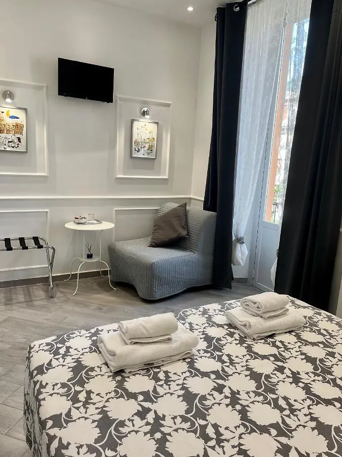Hotel Domus Giordano Roma 0*,